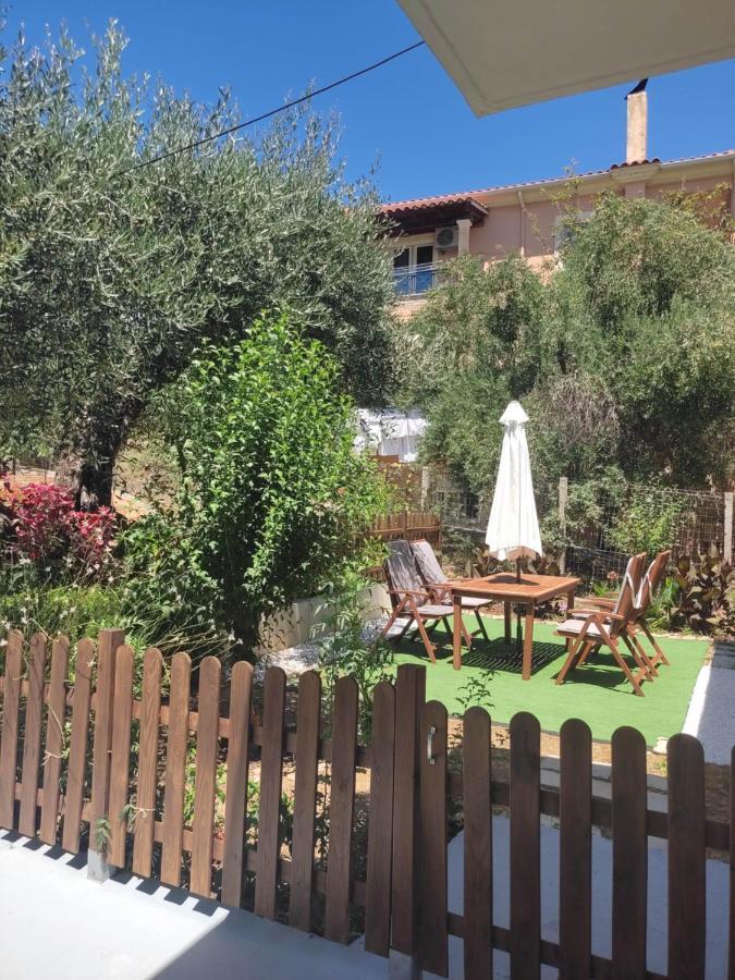 Apostolos & Eleni Family Apartments Perama  Buitenkant foto