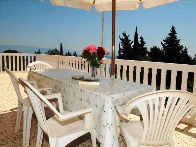 Apostolos & Eleni Family Apartments Perama  Buitenkant foto